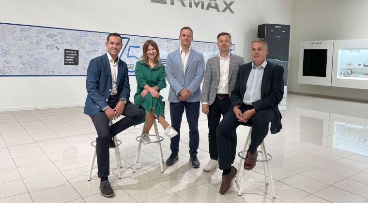 FERMAX invierte mayoritariamente en la empresa polaca S-LABS para potenciar la integración de la eficiencia energética del hogar en sus soluciones de videoportero