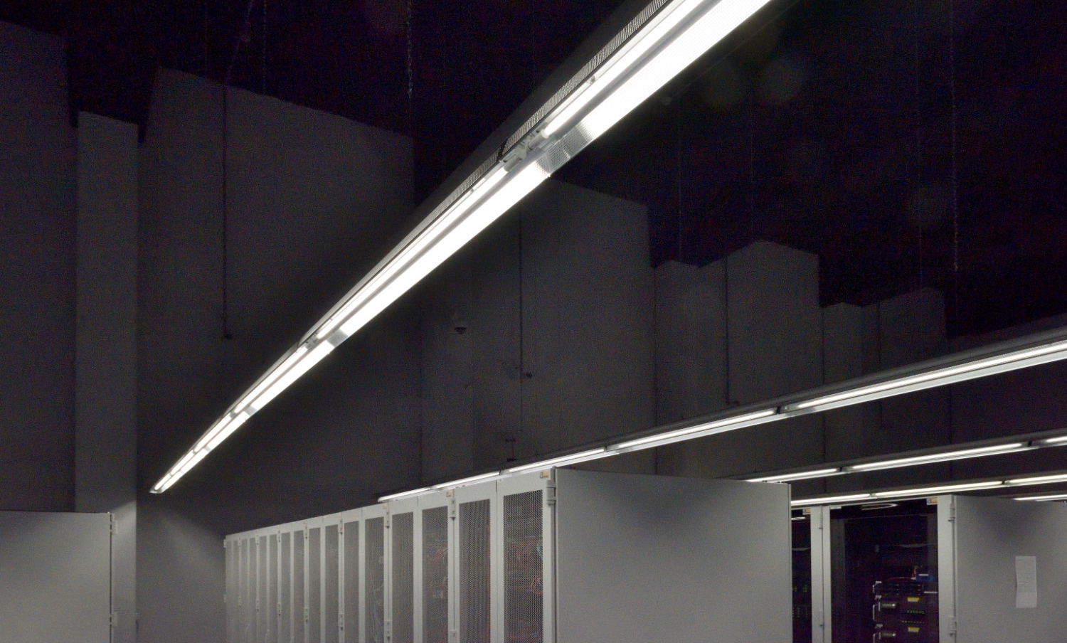 Europa prohíbe la fabricación de los tubos fluorescentes T5 y T8 y promueve soluciones de iluminación más eficientes