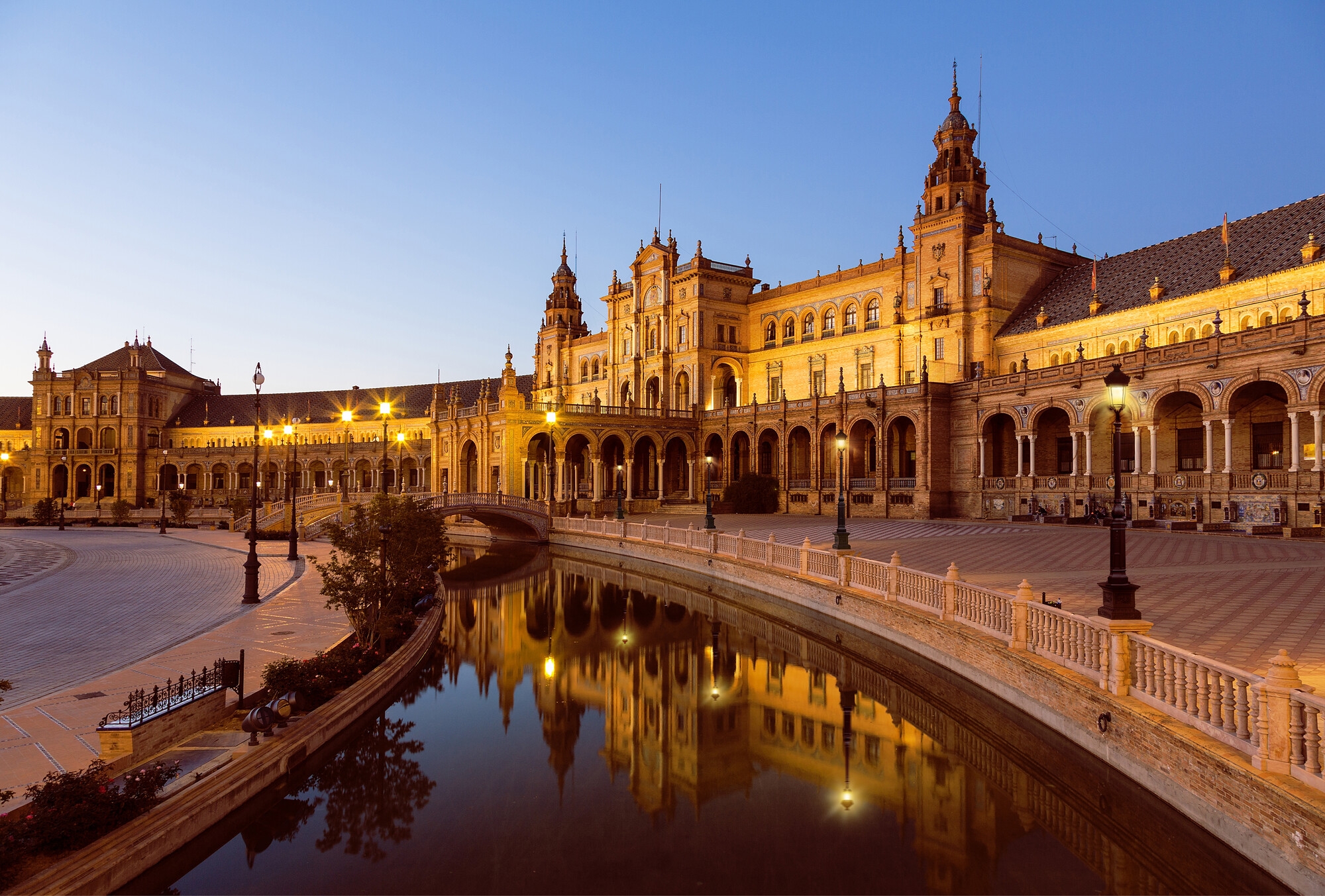 LEDVANCE anuncia el lanzamiento de URBAN CLASSIC, su nueva línea de luminarias para alumbrado público LEDVANCE anuncia el lanzamiento de URBAN CLASSIC, su nueva línea de luminarias para alumbrado público