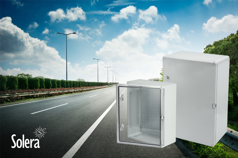 Nuevos armarios estancos termoplásticos IP65 de Solera