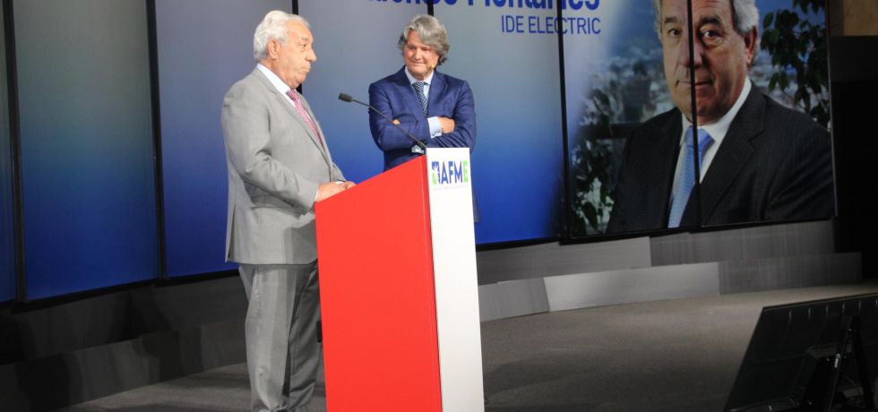AFME reconoce la trayectoria de Alfonso Montañés, fundador de IDE Electric