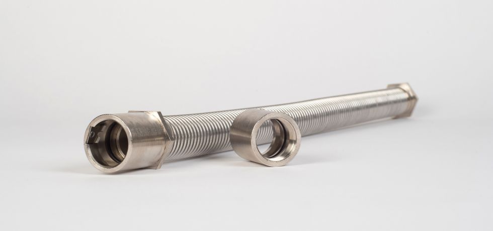 Napoleón Armengol presenta su nueva gama de curvas flexibles metálicas para uso en instalaciones superficiales bajo sistemas de tubo de acero